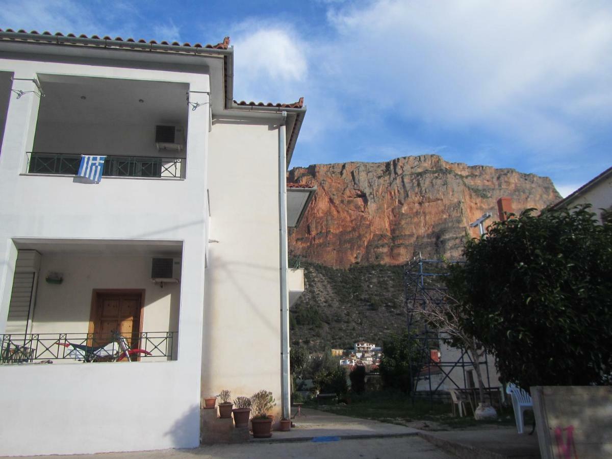 "Action" House In Leonidio 4-Beds Apartment Exterior photo